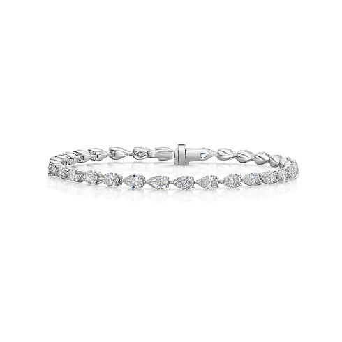 18ct white gold diamond line bracelet consisting of 32 pear cut diamonds each in a 3 claw setting. Total diamond weight 6.26cts.